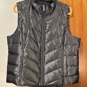 EUC Lands' End Silver Quilted Vest
